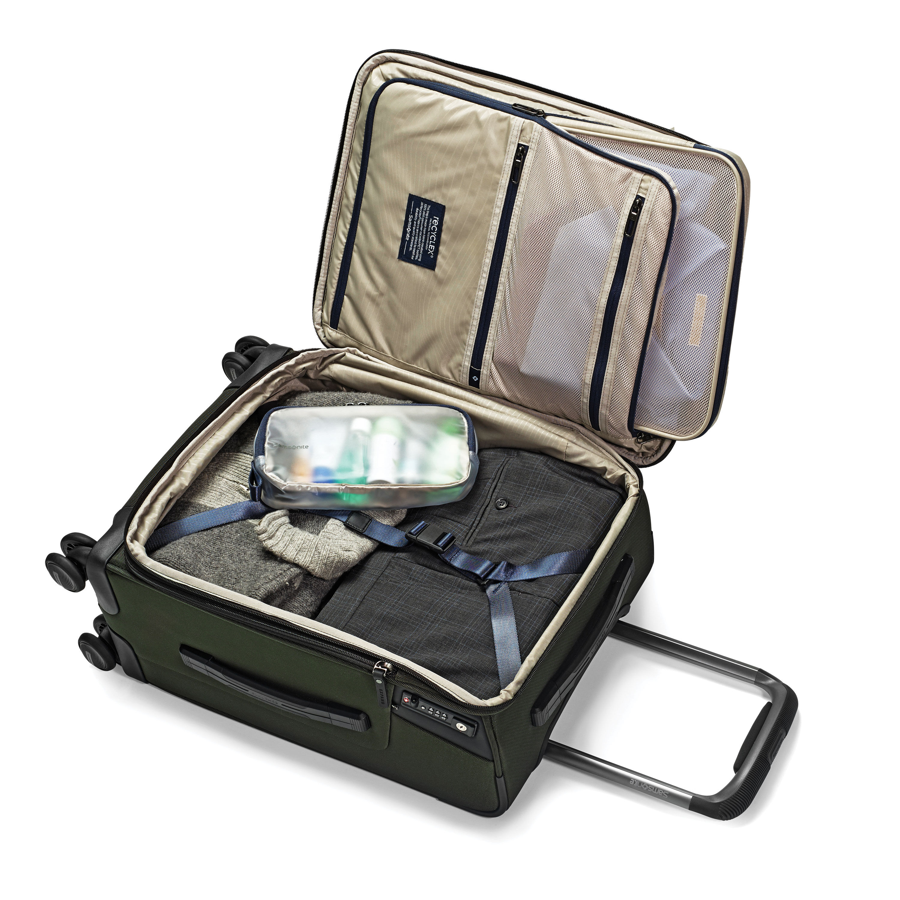 Armage II Medium Spinner in the color Forest Green.