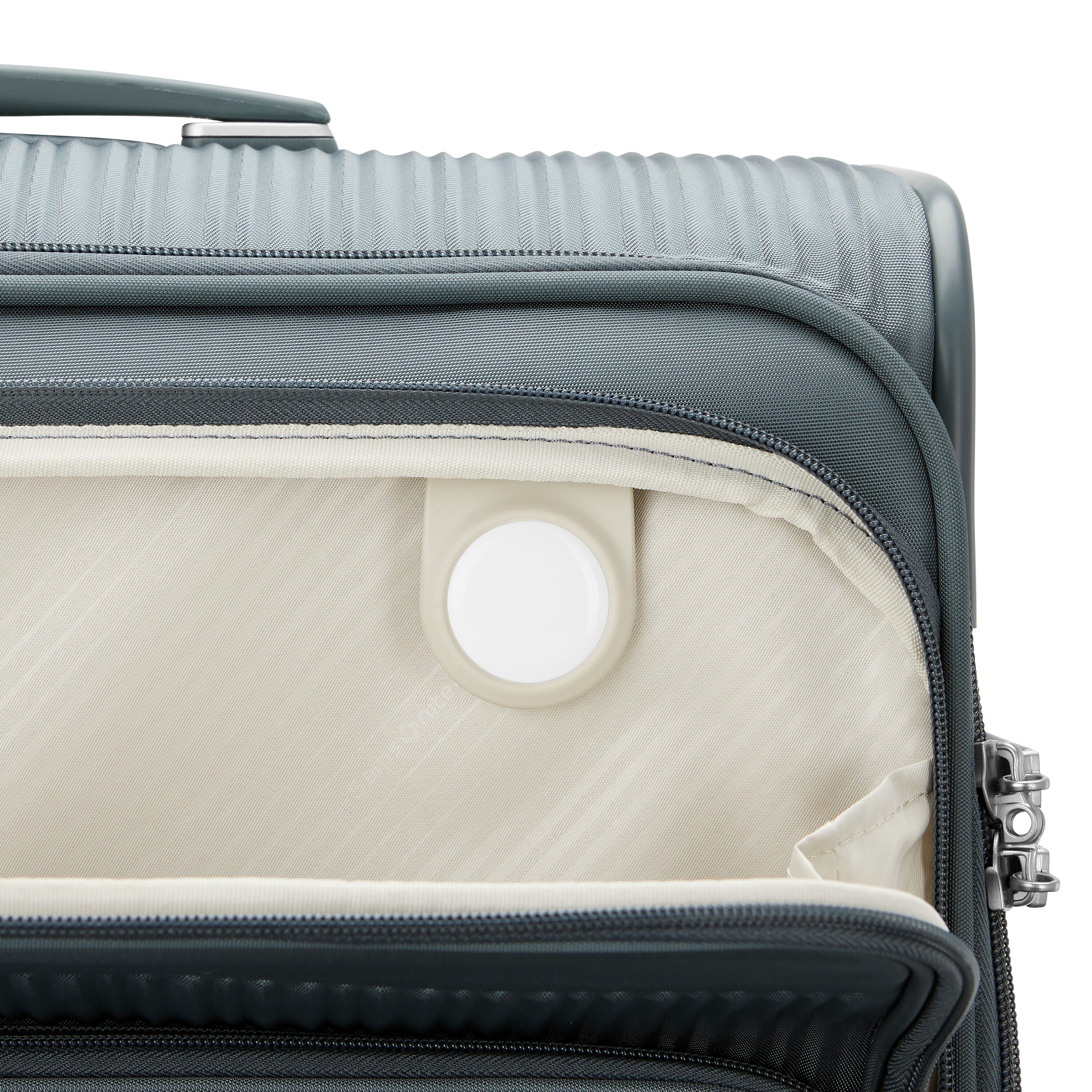 Silhouette 18 Softside Large Spinner in the color Slate Blue. image number 4