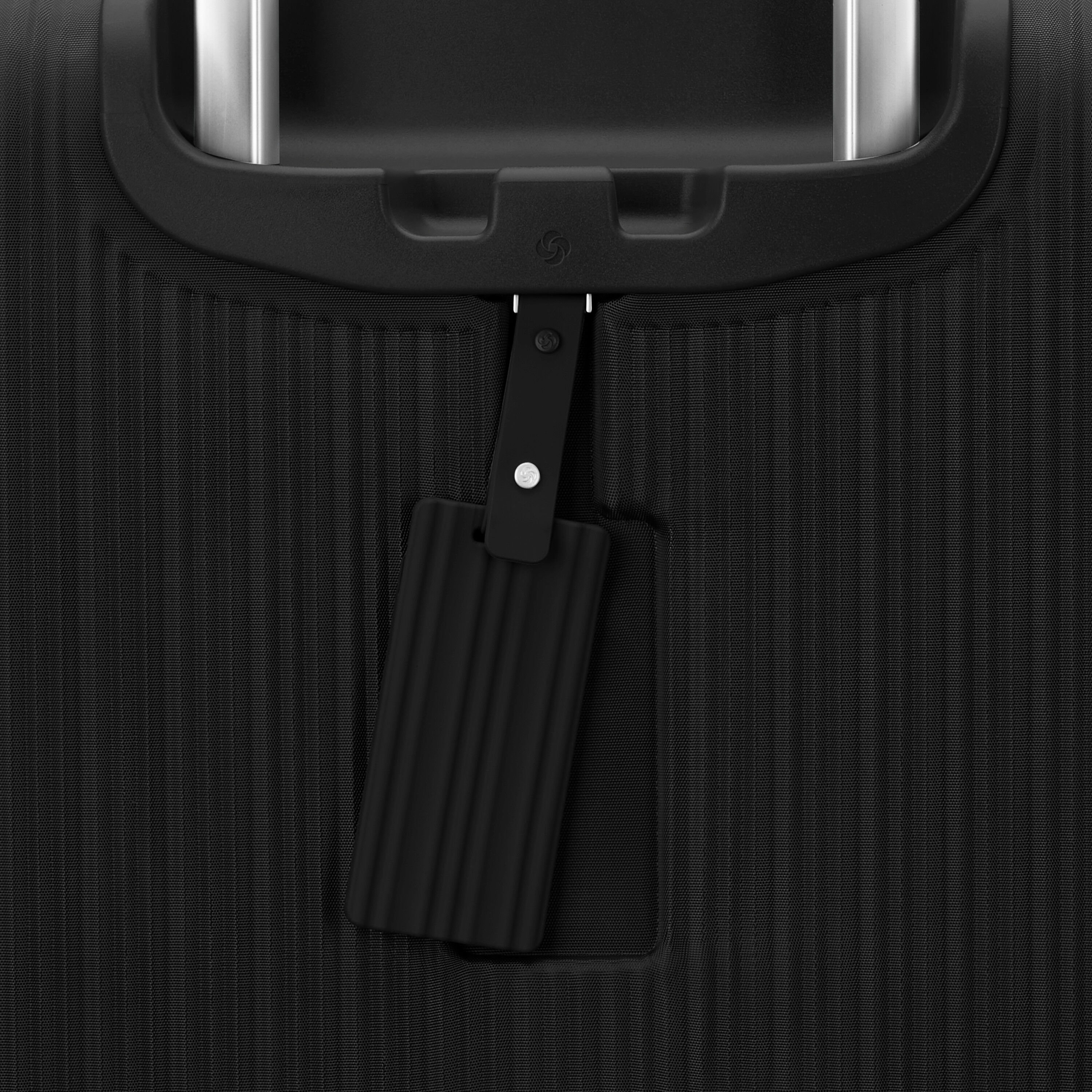 Silhouette 18 Softside Garment Bag Spinner in the color Black. image number 5