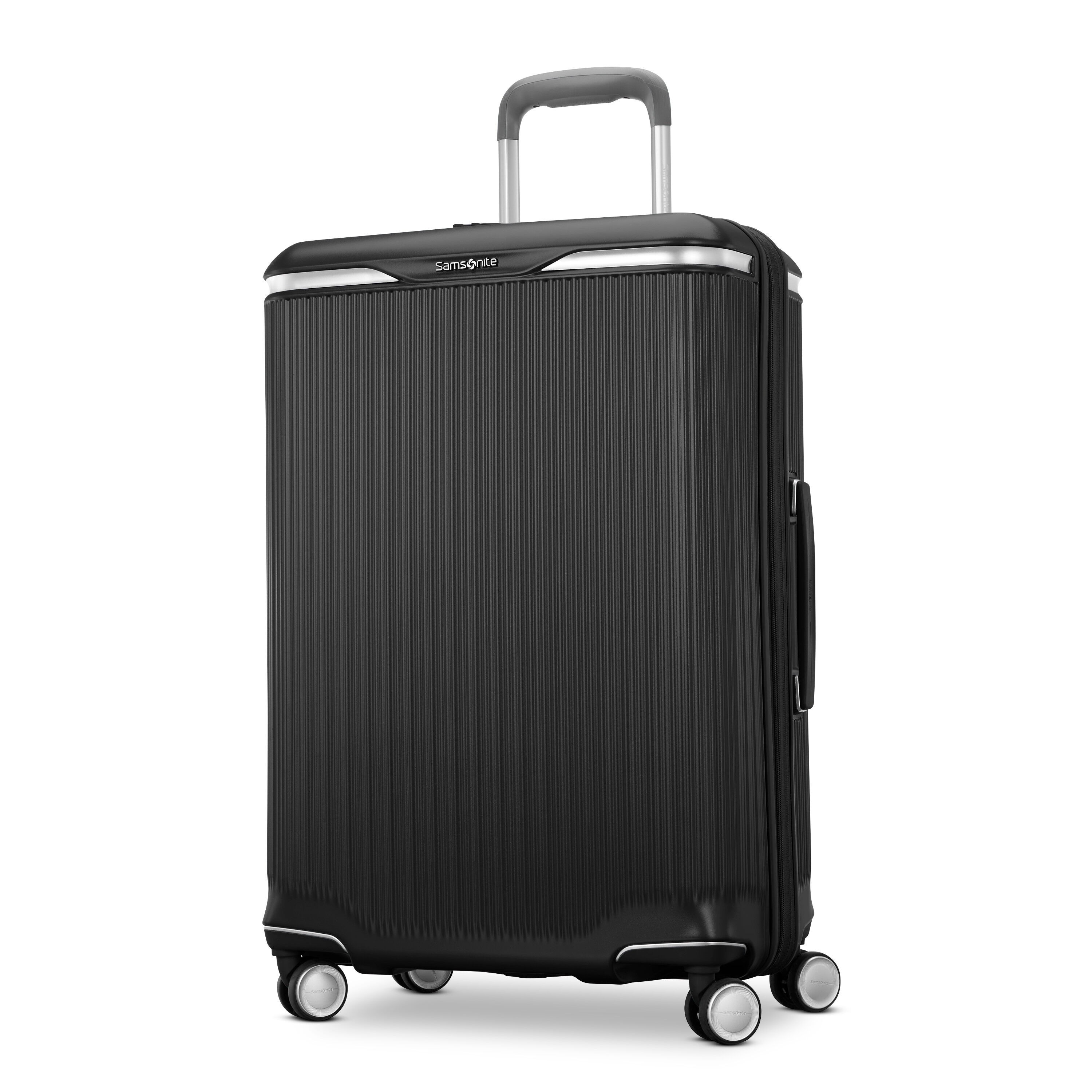 Silhouette 18 Hardside Medium Spinner in the color Black. image number 0