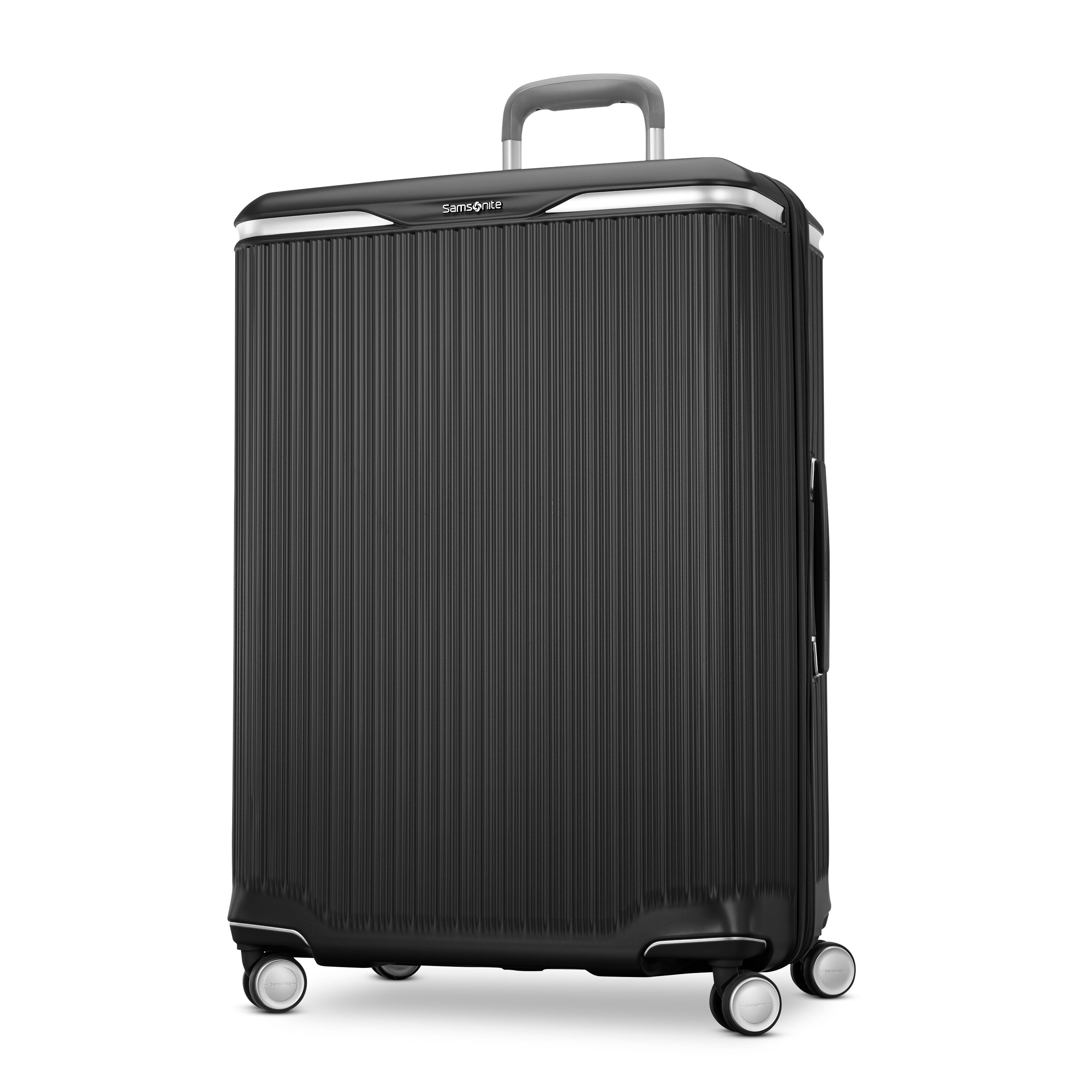 Silhouette 18 Hardside Large Spinner in the color Black. image number 0