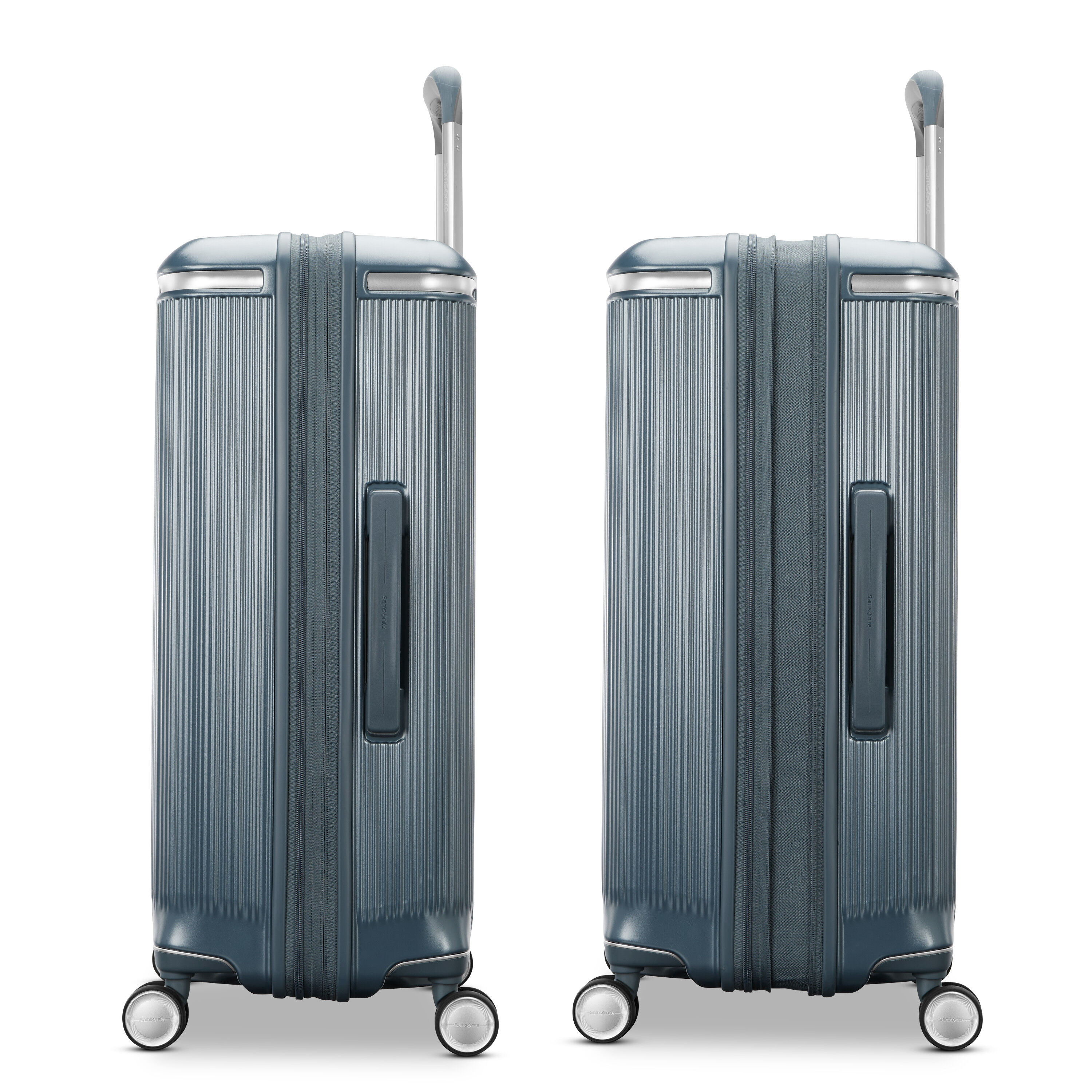 Silhouette 18 Hardside Large Spinner in the color Deep Navy. image number 6
